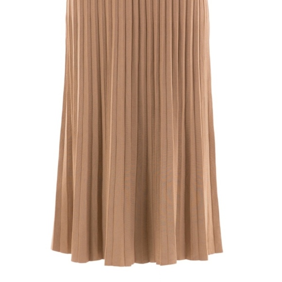 PLEATED KNIT MIDI LENGTH SKIRTS - Picture 3 of 3